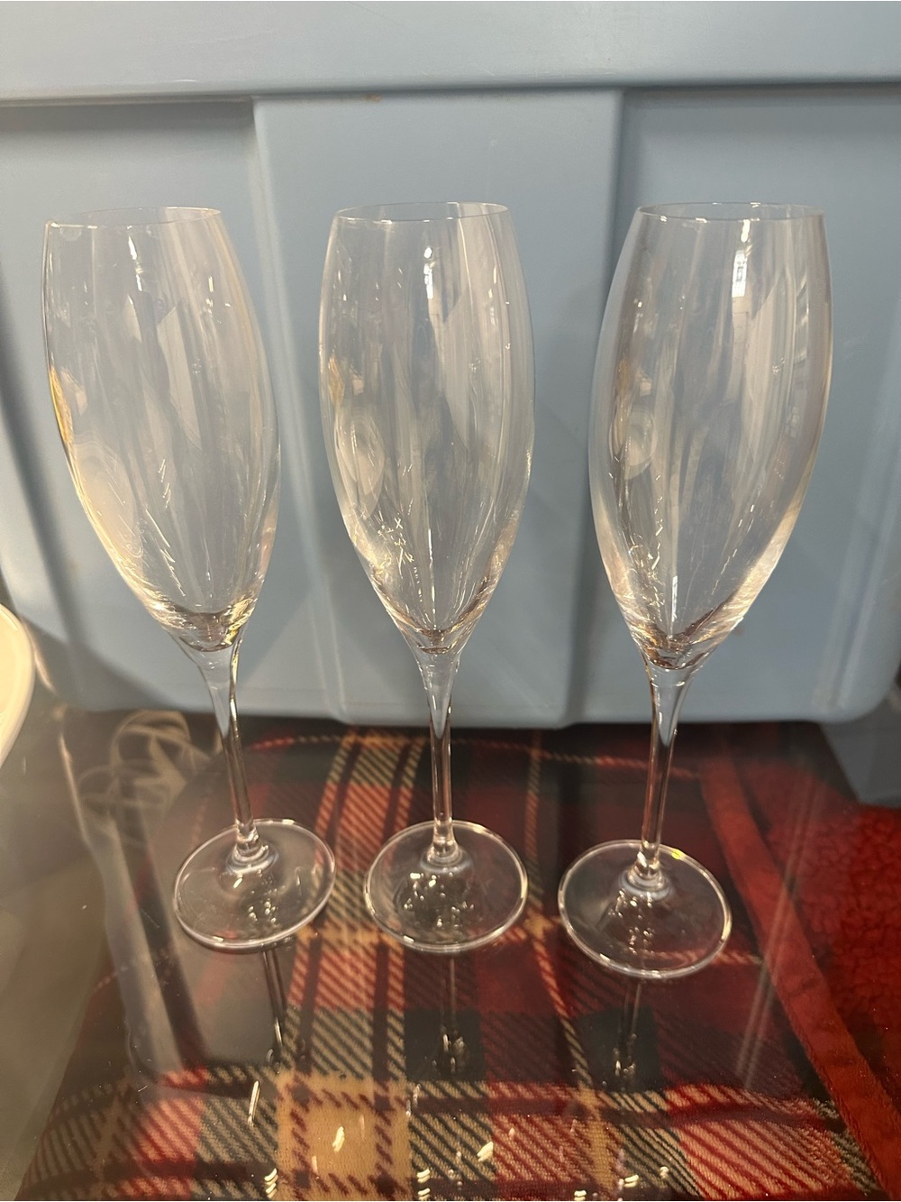 Set of 3 Clear Glass Champagne Flutes